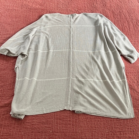 Gentle Fawn women’s Gray Knit Sweater size small fits bigger in my opinion s/m/l - Picture 11 of 15